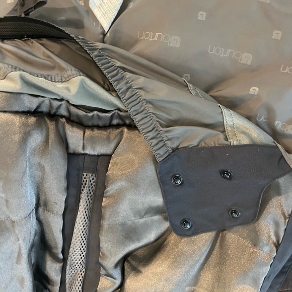 Burton Snowboard Jacket. Great condition - Picture 6 of 6